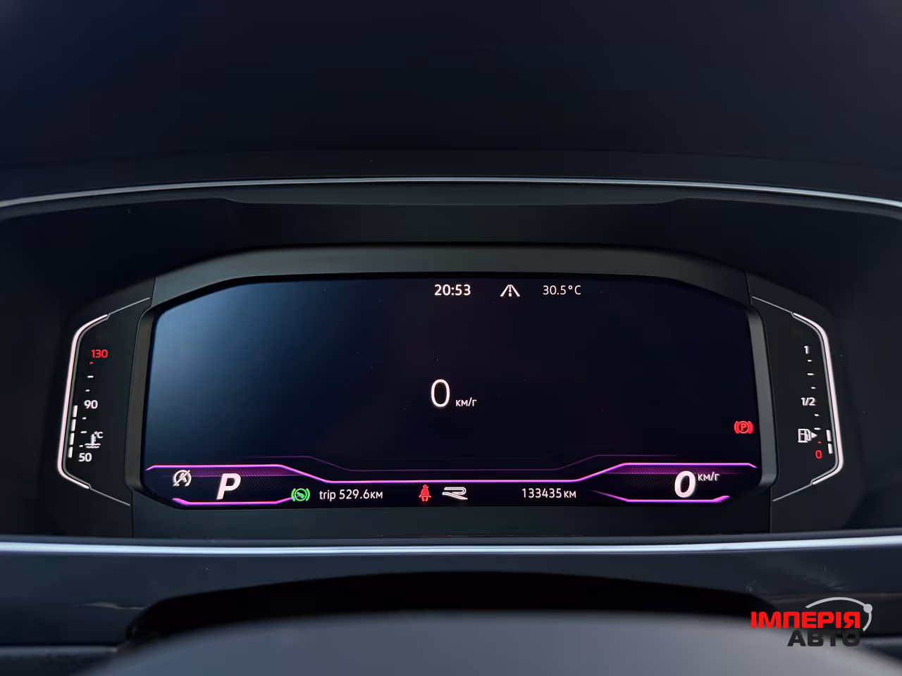 Volkswagen Tiguan - фото 39