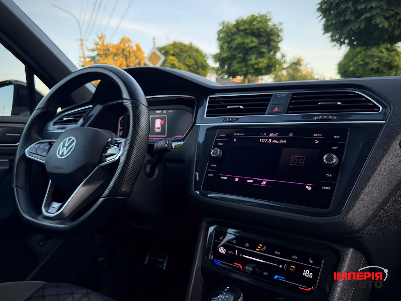 Volkswagen Tiguan - фото 37