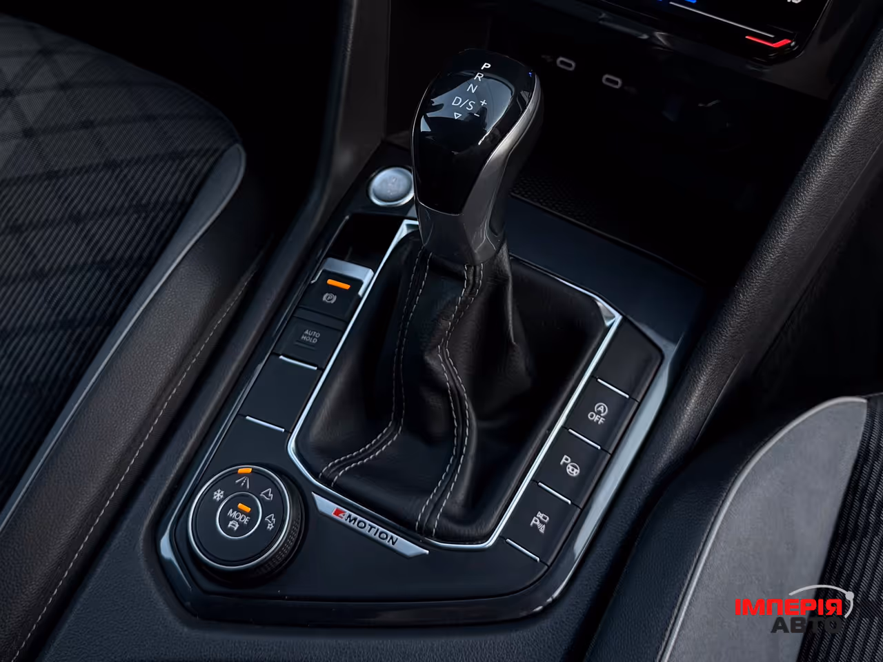 Volkswagen Tiguan - фото 38