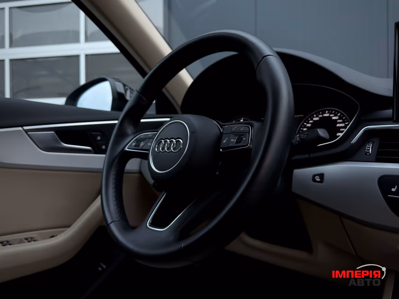 Audi A4 - фото 36