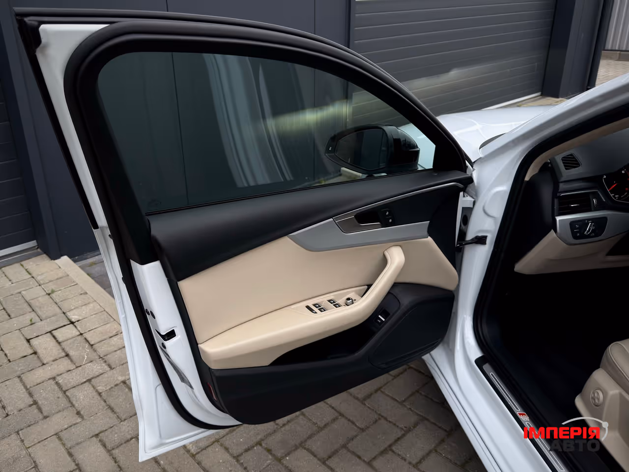 Audi A4 - фото 21