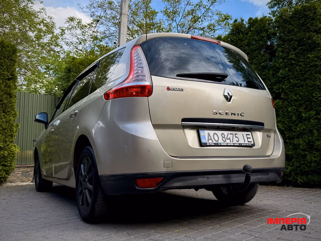 Renault Scenic - фото 18