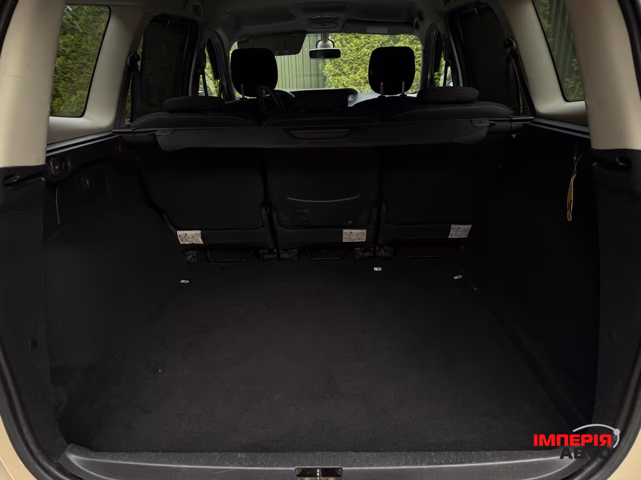 Renault Scenic - фото 28