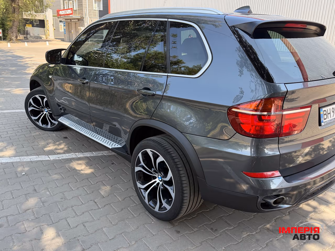 BMW X5 - фото 3