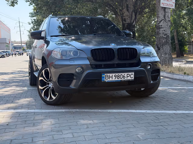 BMW X5 - зображення 1