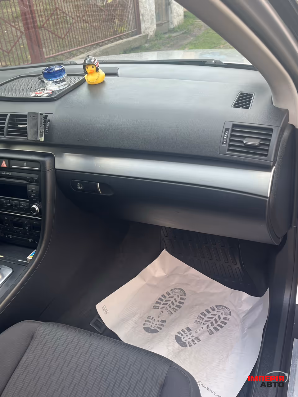 Audi A4 - фото 13