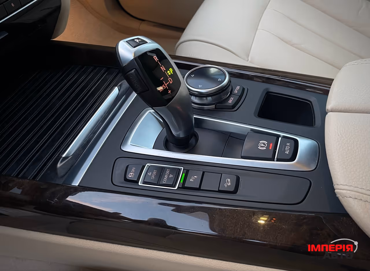 BMW X5 - фото 51
