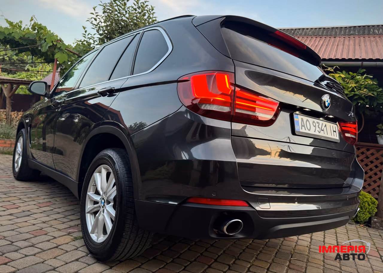BMW X5 - фото 12