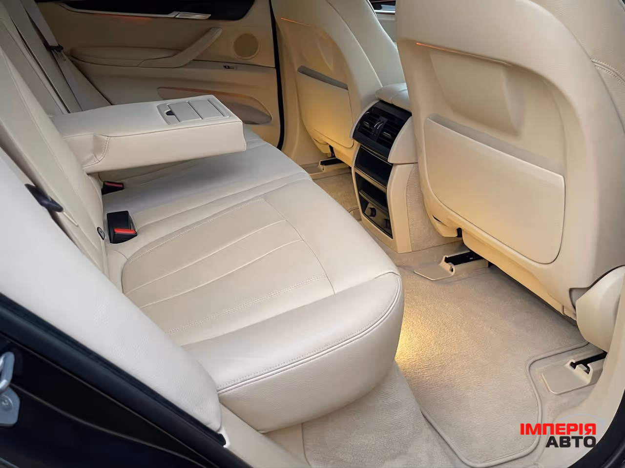 BMW X5 - фото 41