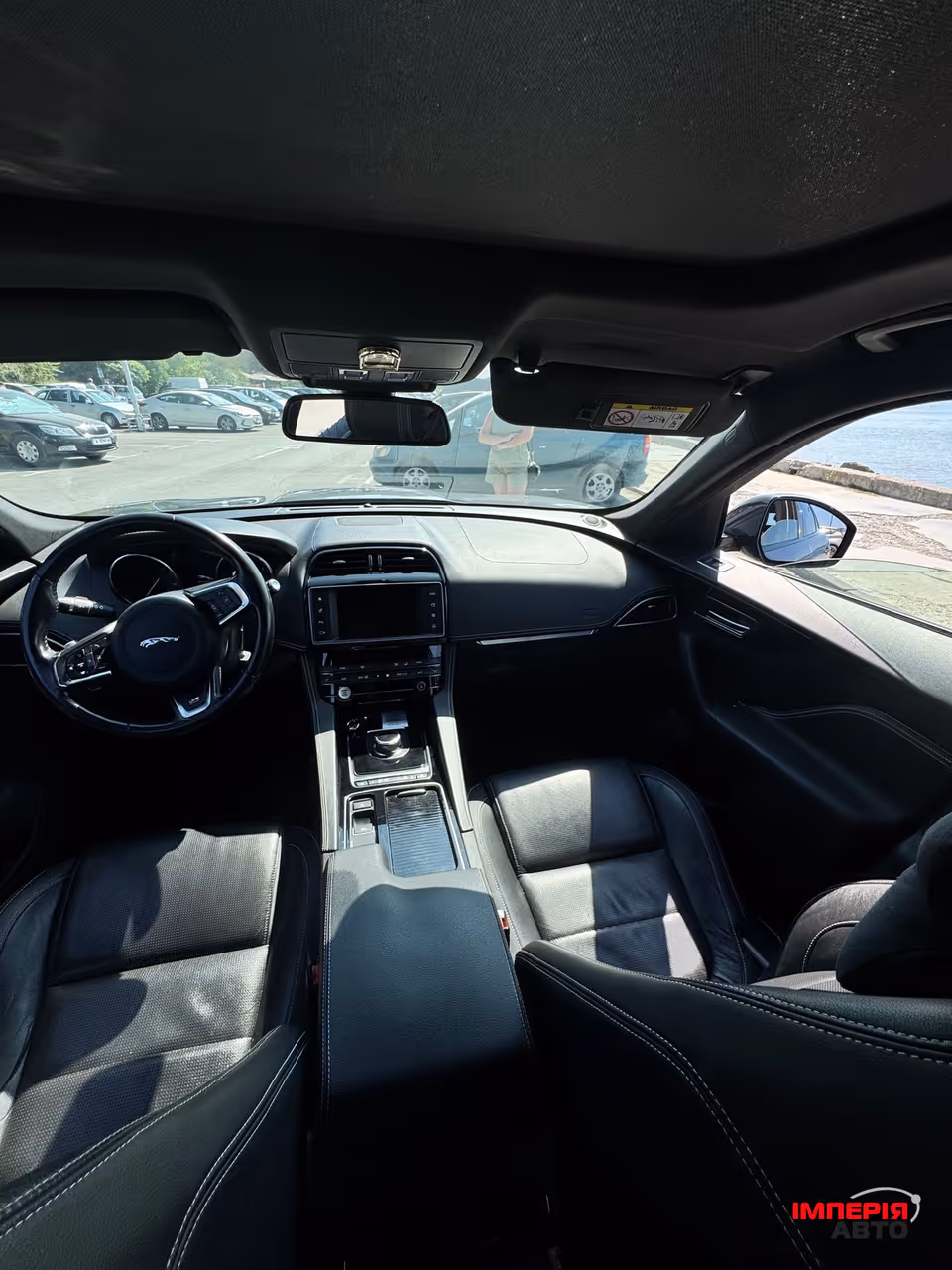 Jaguar F-Pace - фото 9