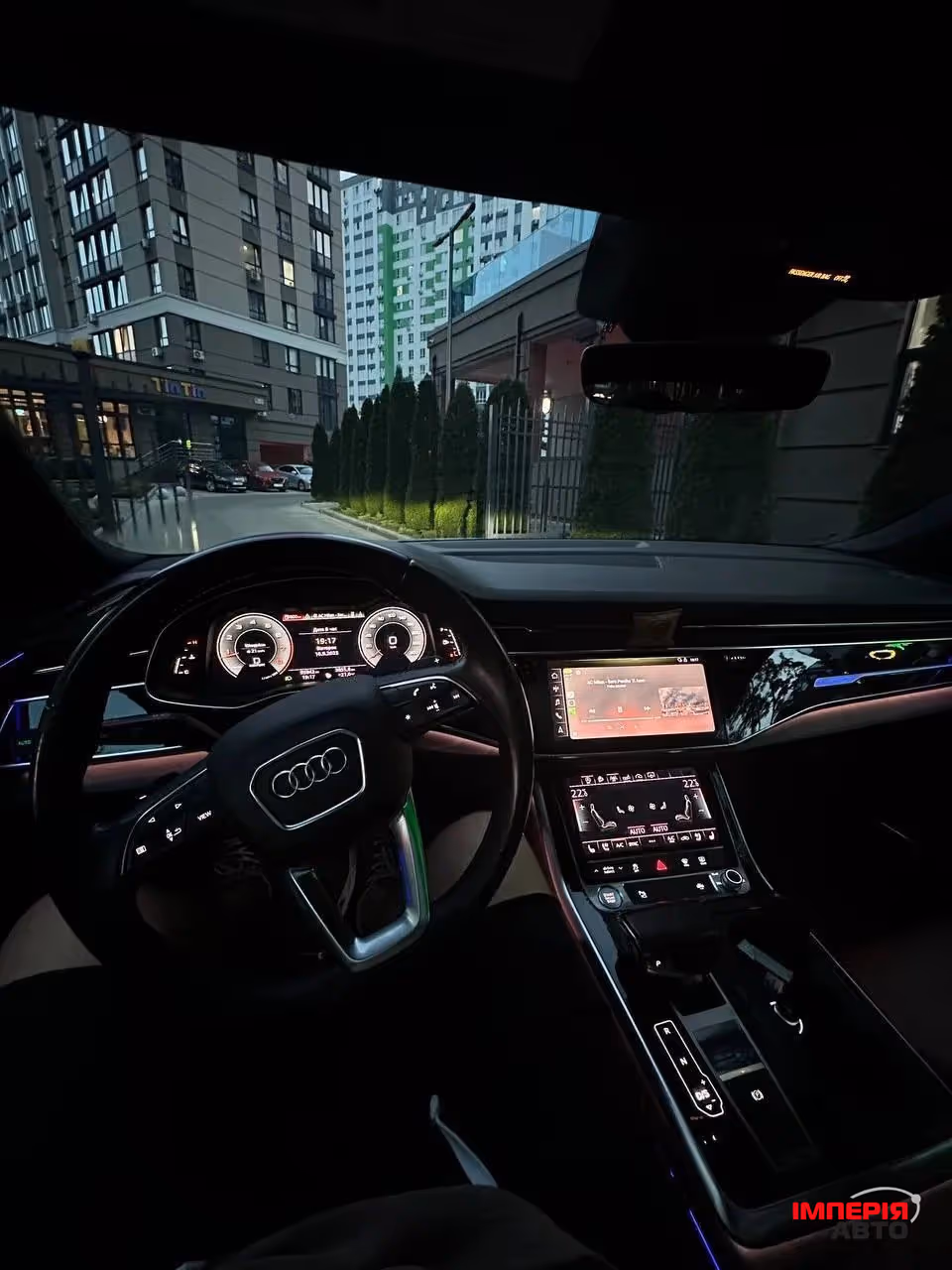 Audi Q8 - фото 8