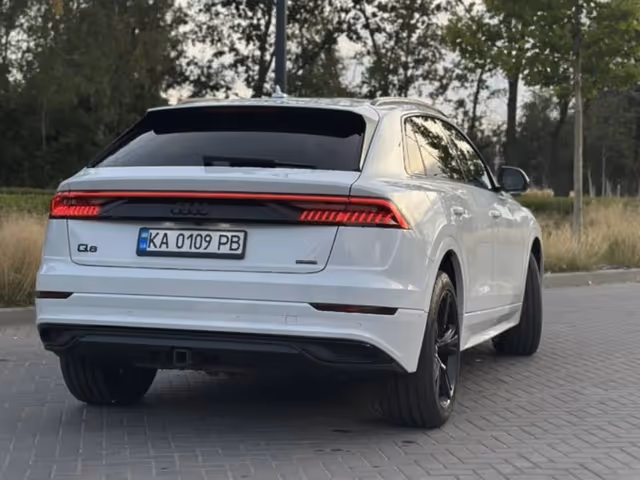 Audi Q8 - зображення 5