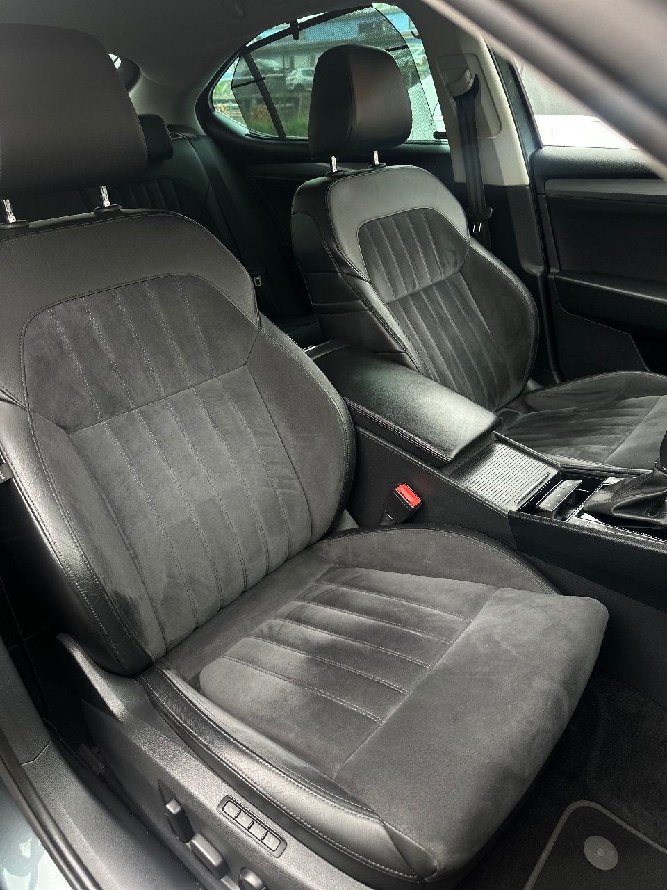 Skoda Superb - фото 35