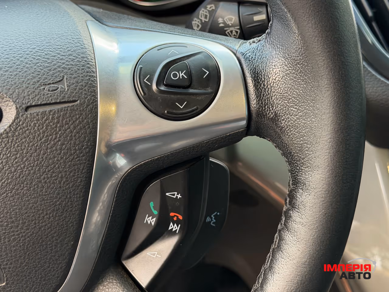 Ford C-MAX - фото 22