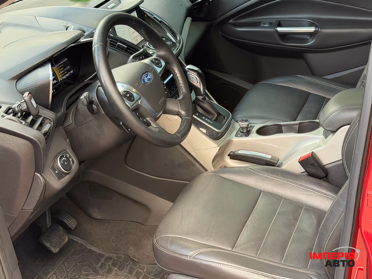 Ford C-MAX - фото 15