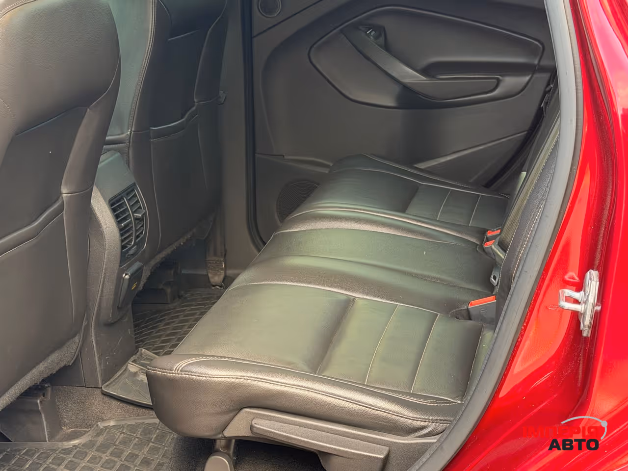 Ford C-MAX - фото 27
