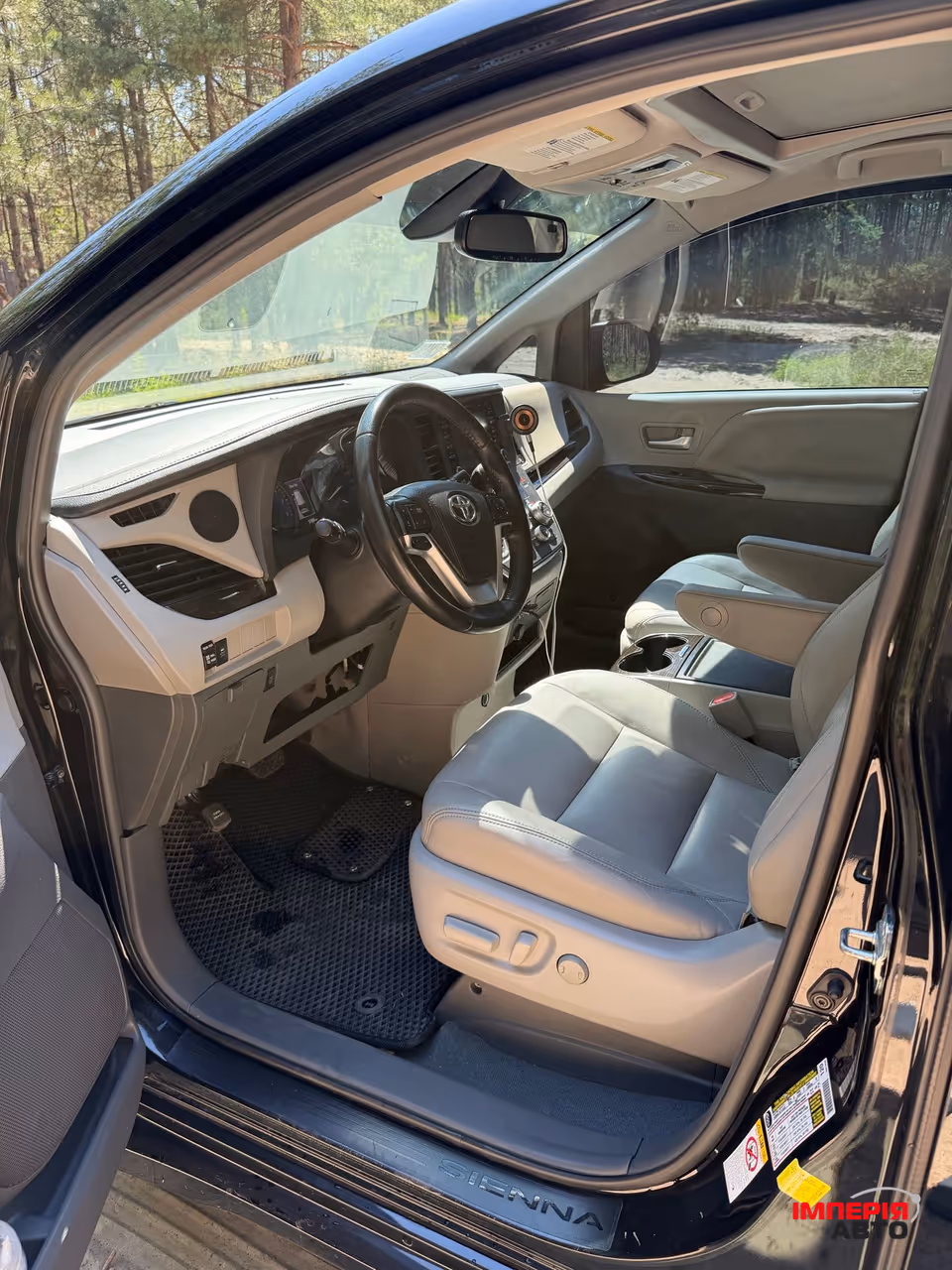 Toyota Sienna - фото 17