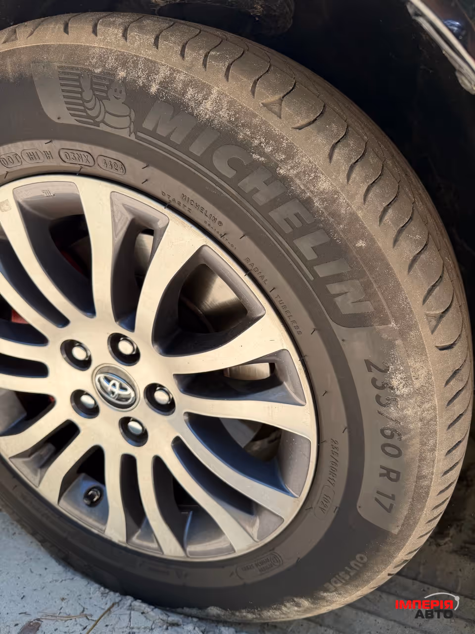 Toyota Sienna - фото 24