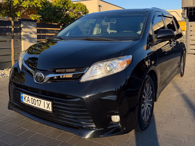 Toyota Sienna 2018, Дніпро, $21 000 - зображення 2