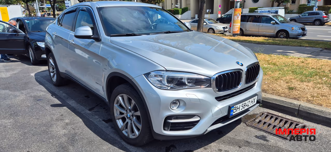 BMW X6 - фото 2