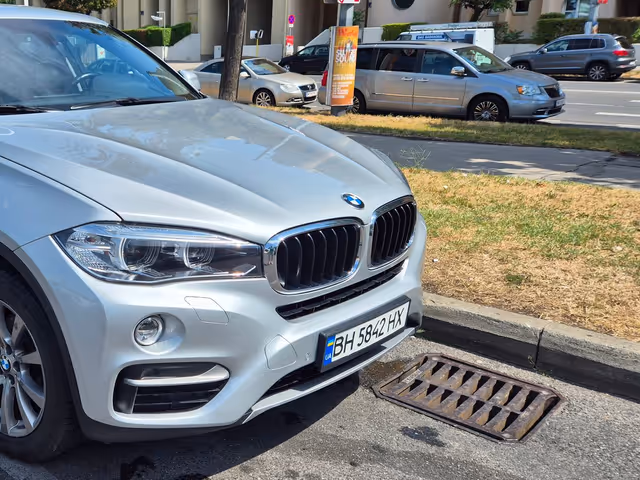 BMW X6 - зображення 2