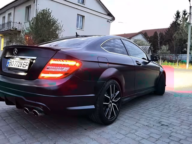 Mercedes-Benz C-Класс - зображення 5