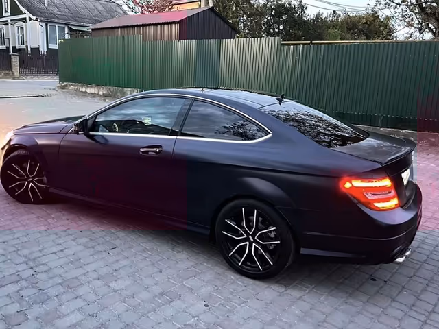 Mercedes-Benz C-Класс - зображення 3