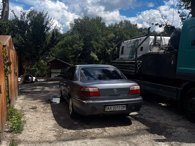 Opel Omega - зображення 2