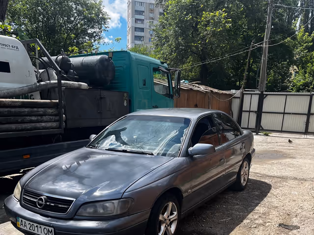 Opel Omega - зображення 1
