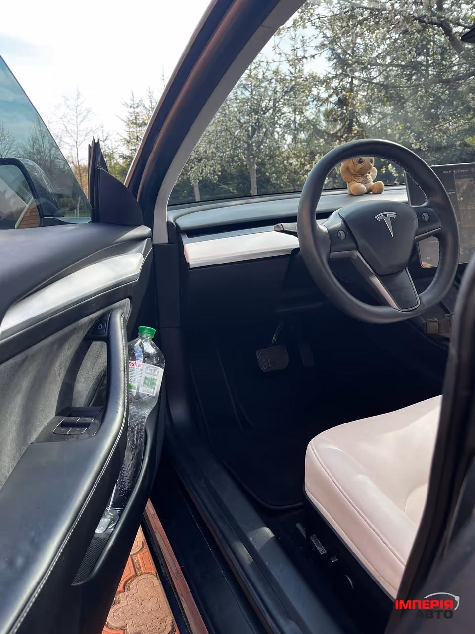 Tesla Model 3 - фото 7