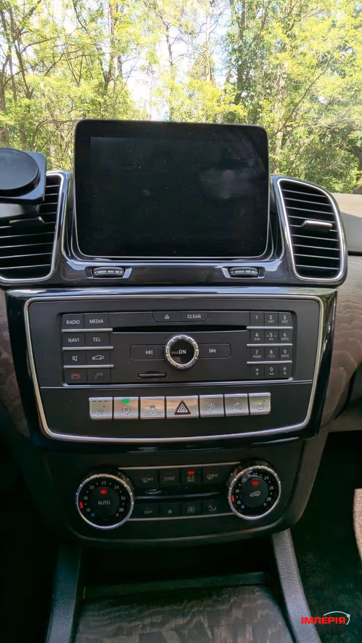 Mercedes-Benz GLE - фото 14