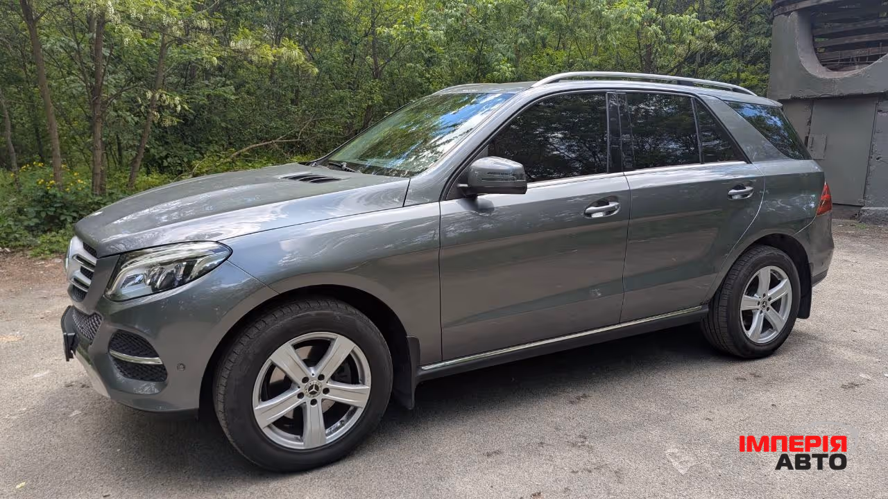 Mercedes-Benz GLE - фото 6