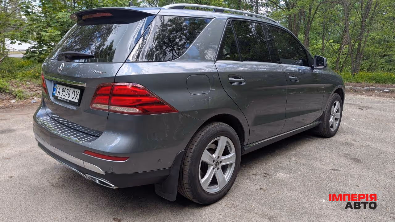 Mercedes-Benz GLE - фото 3