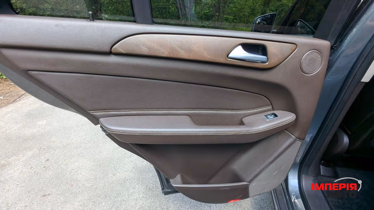 Mercedes-Benz GLE - фото 16