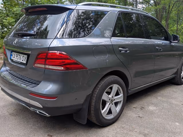 Mercedes-Benz GLE - зображення 3