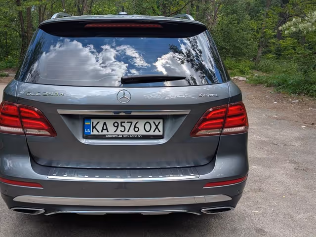 Mercedes-Benz GLE - зображення 4