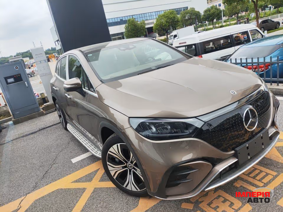 Mercedes-Benz EQE SUV - фото 2