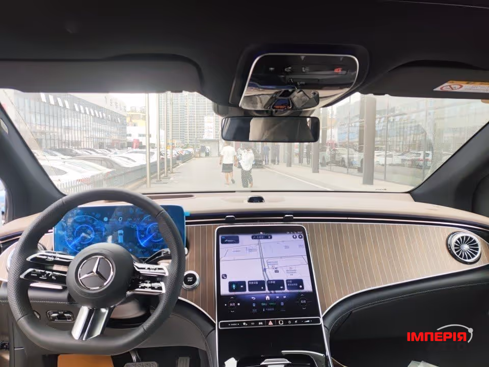 Mercedes-Benz EQE SUV - фото 5