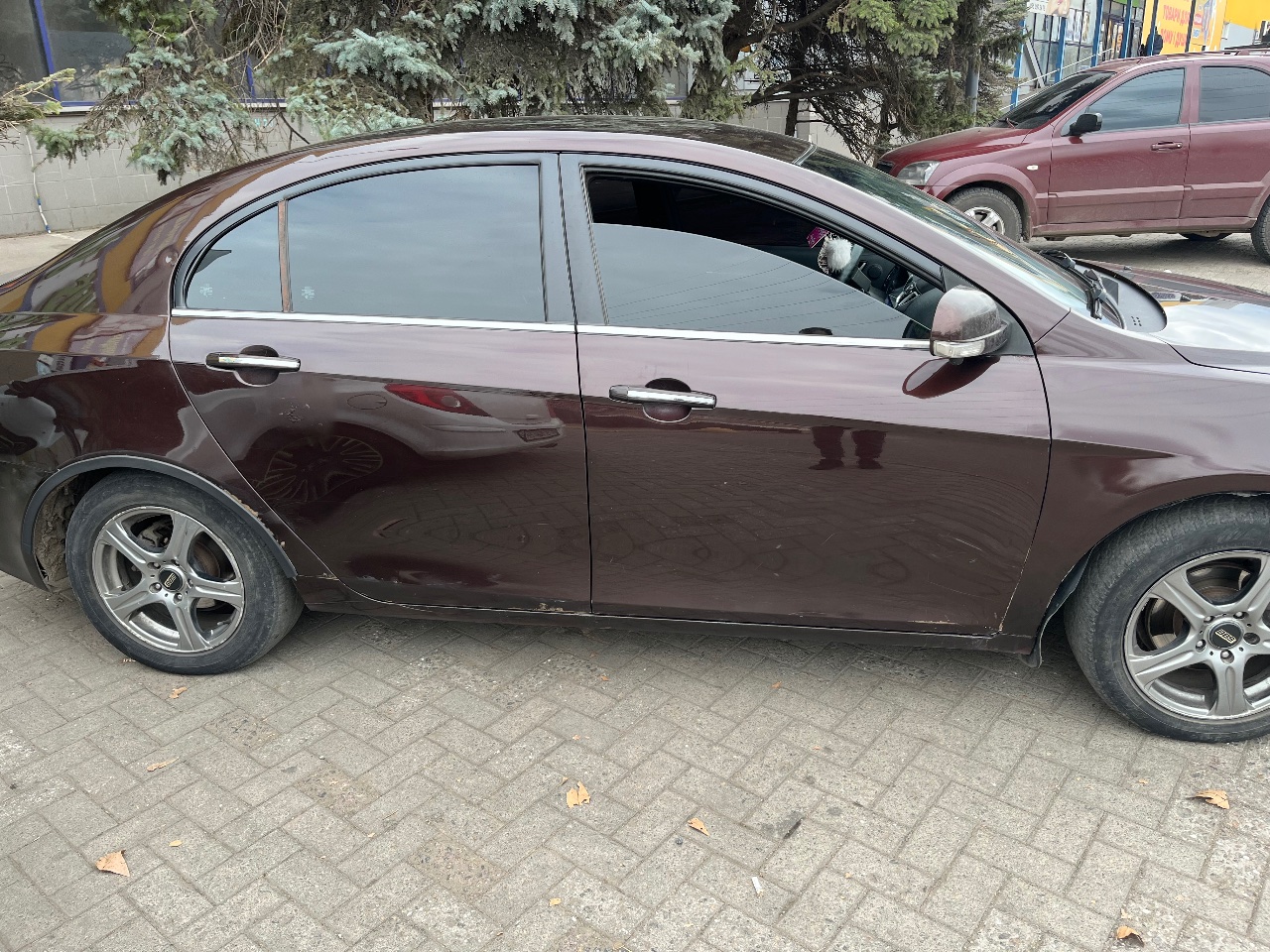 Geely Emgrand EC7 - фото 5