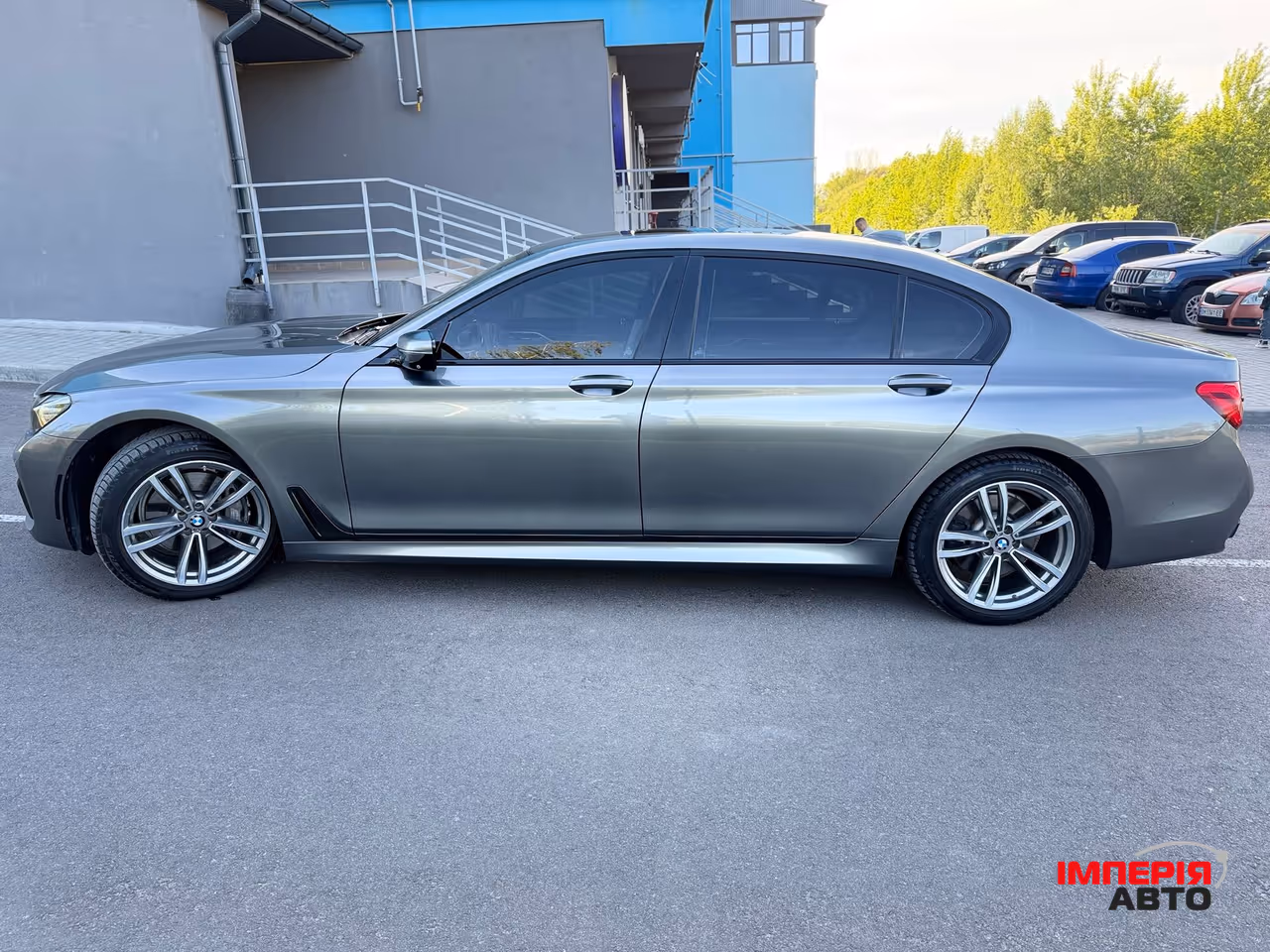 BMW 7 серії - фото 3
