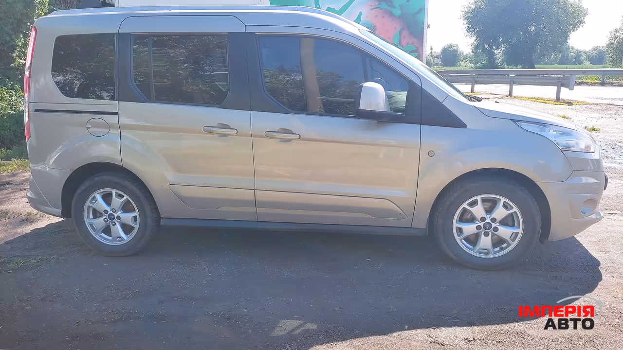 Ford Tourneo Connect - фото 4