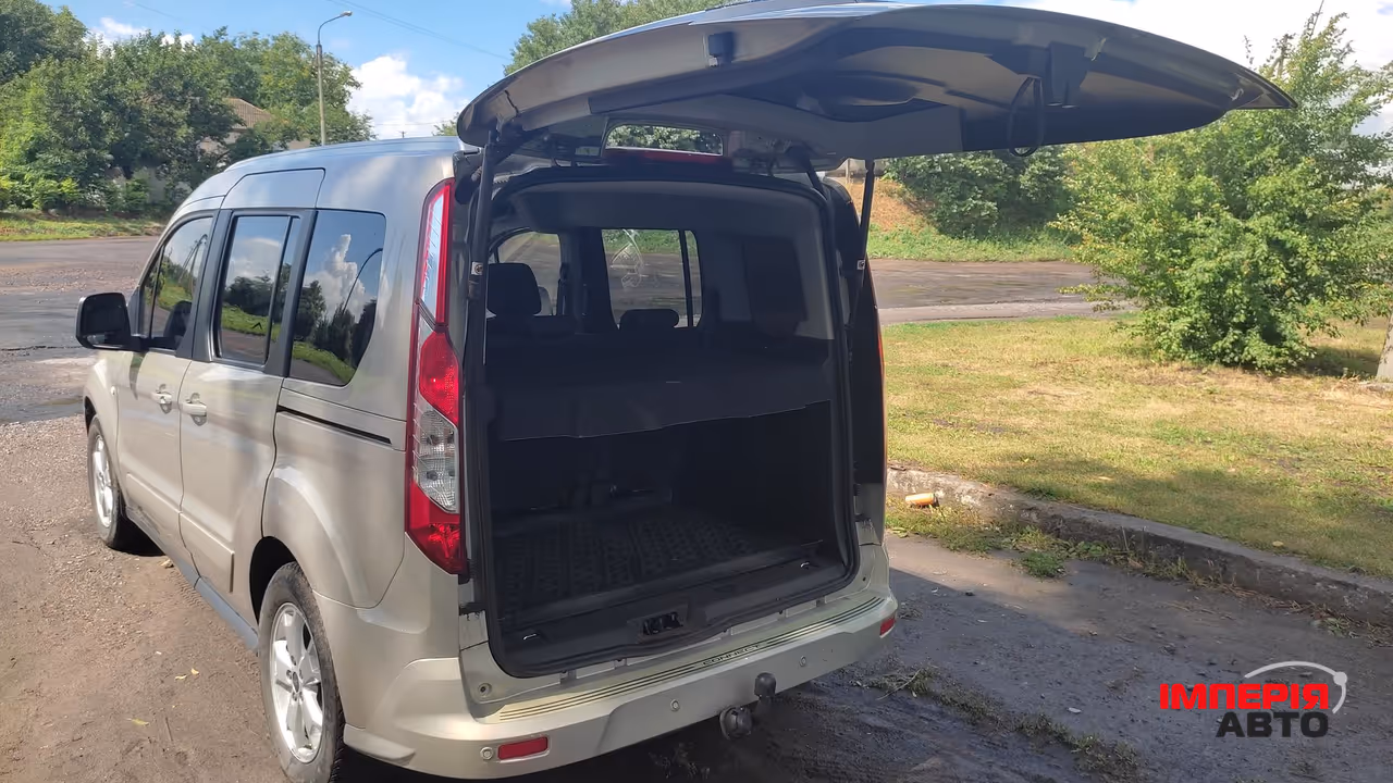 Ford Tourneo Connect - фото 18