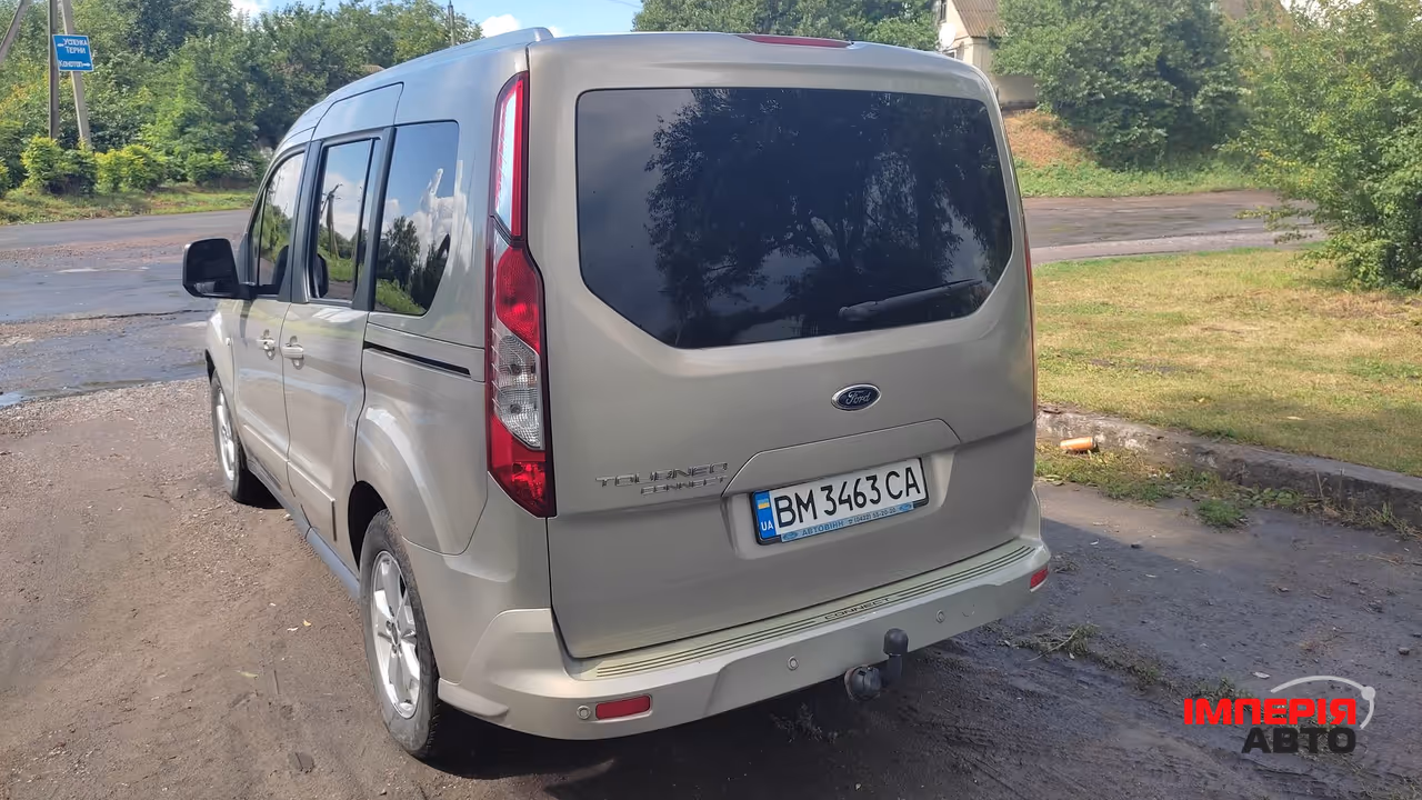 Ford Tourneo Connect - фото 6