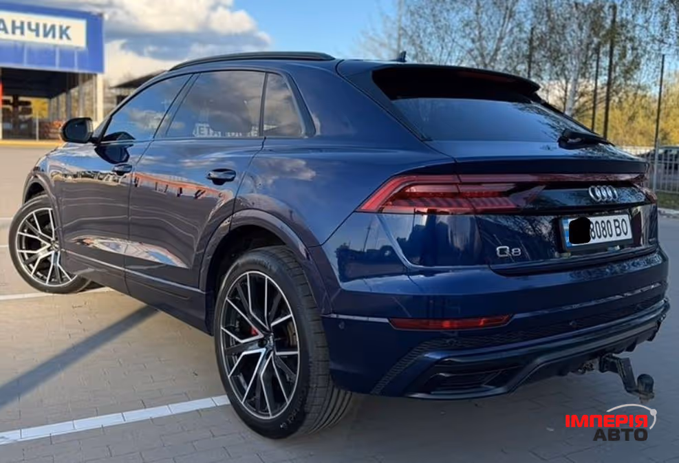 Audi Q8 - фото 3