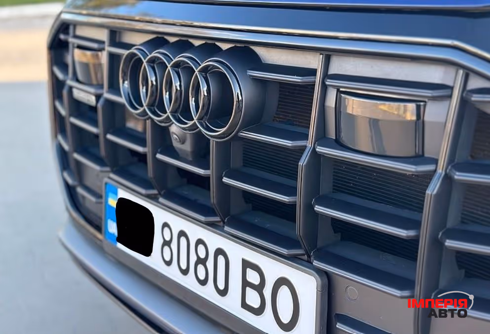 Audi Q8 - фото 14