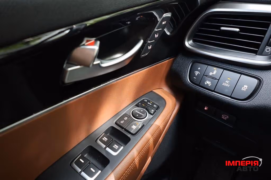 Kia Sorento - фото 14