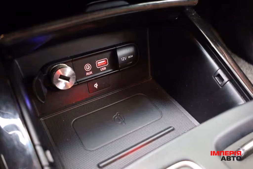 Kia Sorento - фото 18