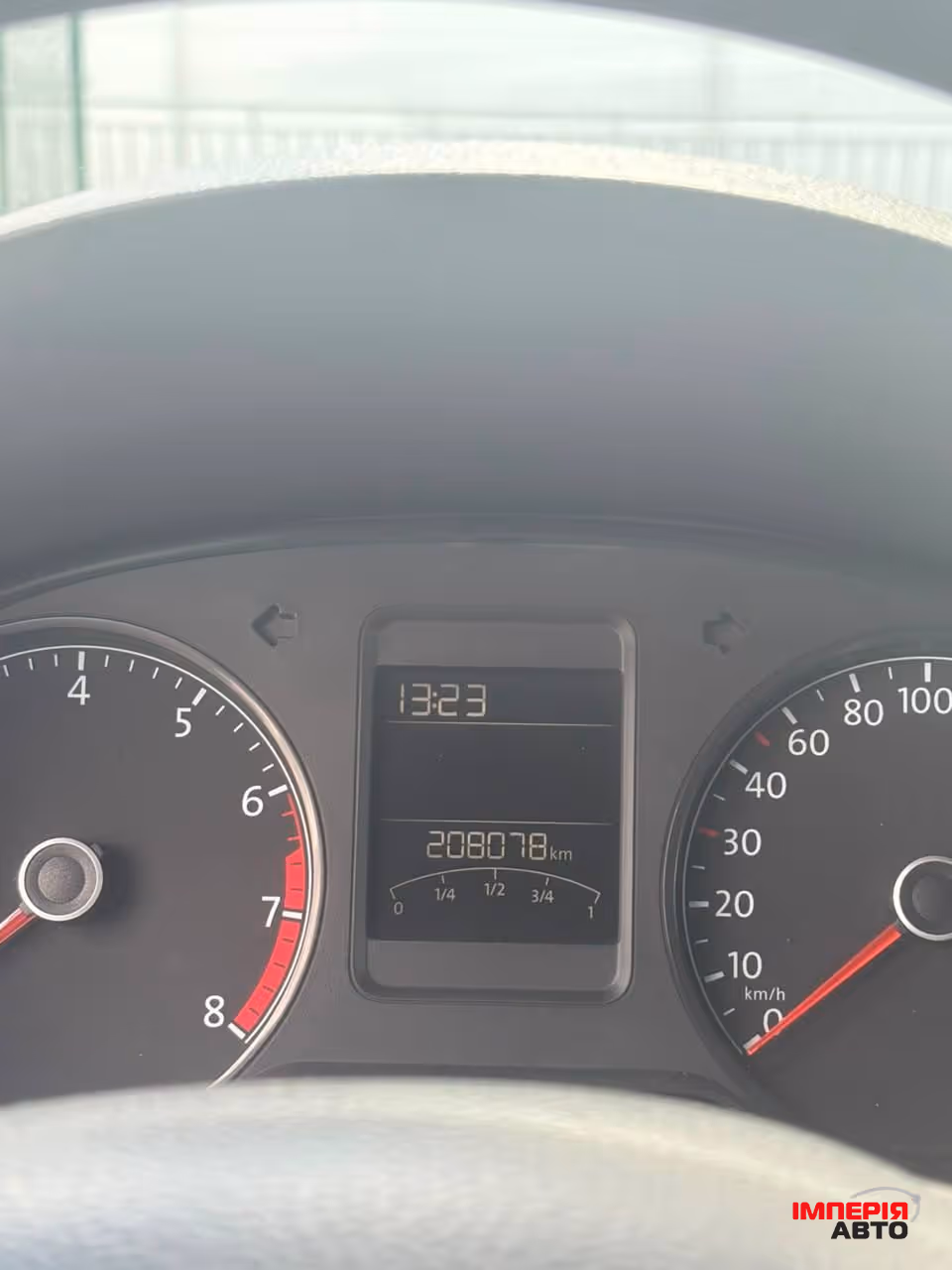 Volkswagen Polo - фото 4