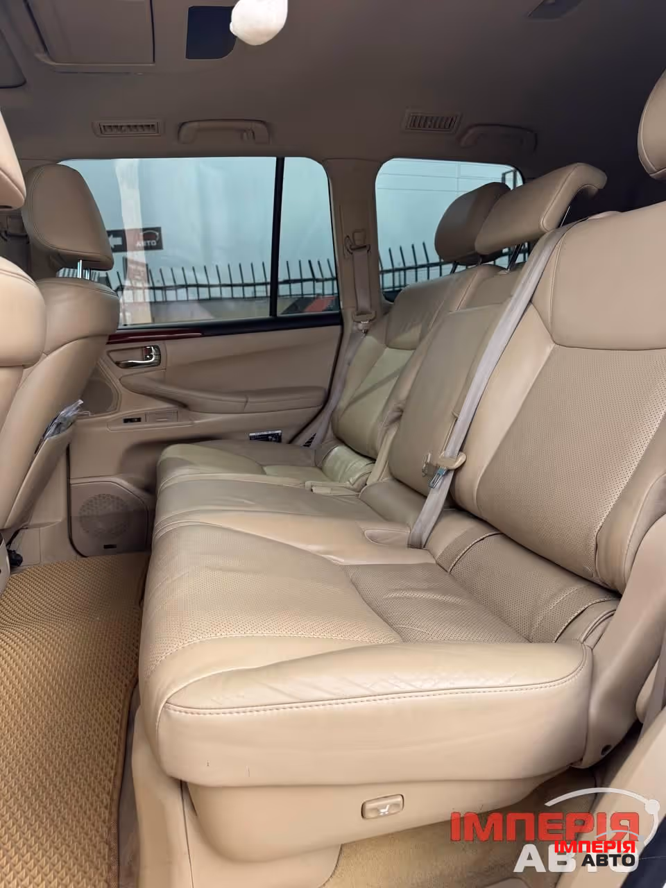 Lexus LX - фото 6