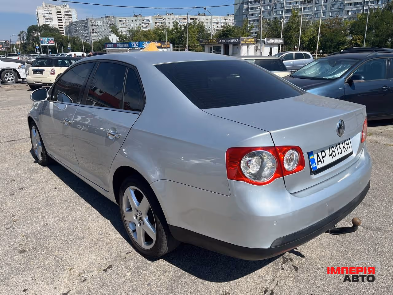 Volkswagen Jetta - фото 5